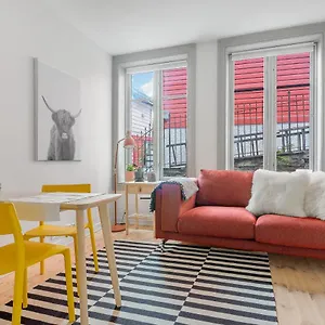 https://mi-casa-tu-casa-lo.hotelsinbergen.net