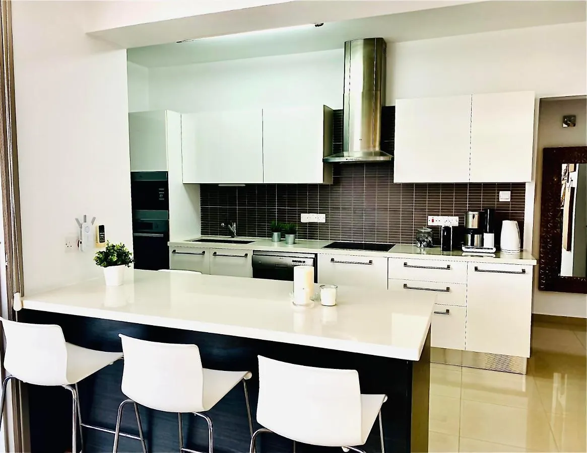 Apartment Ferienwohnung The Penthouse 401 Larnaka Zypern