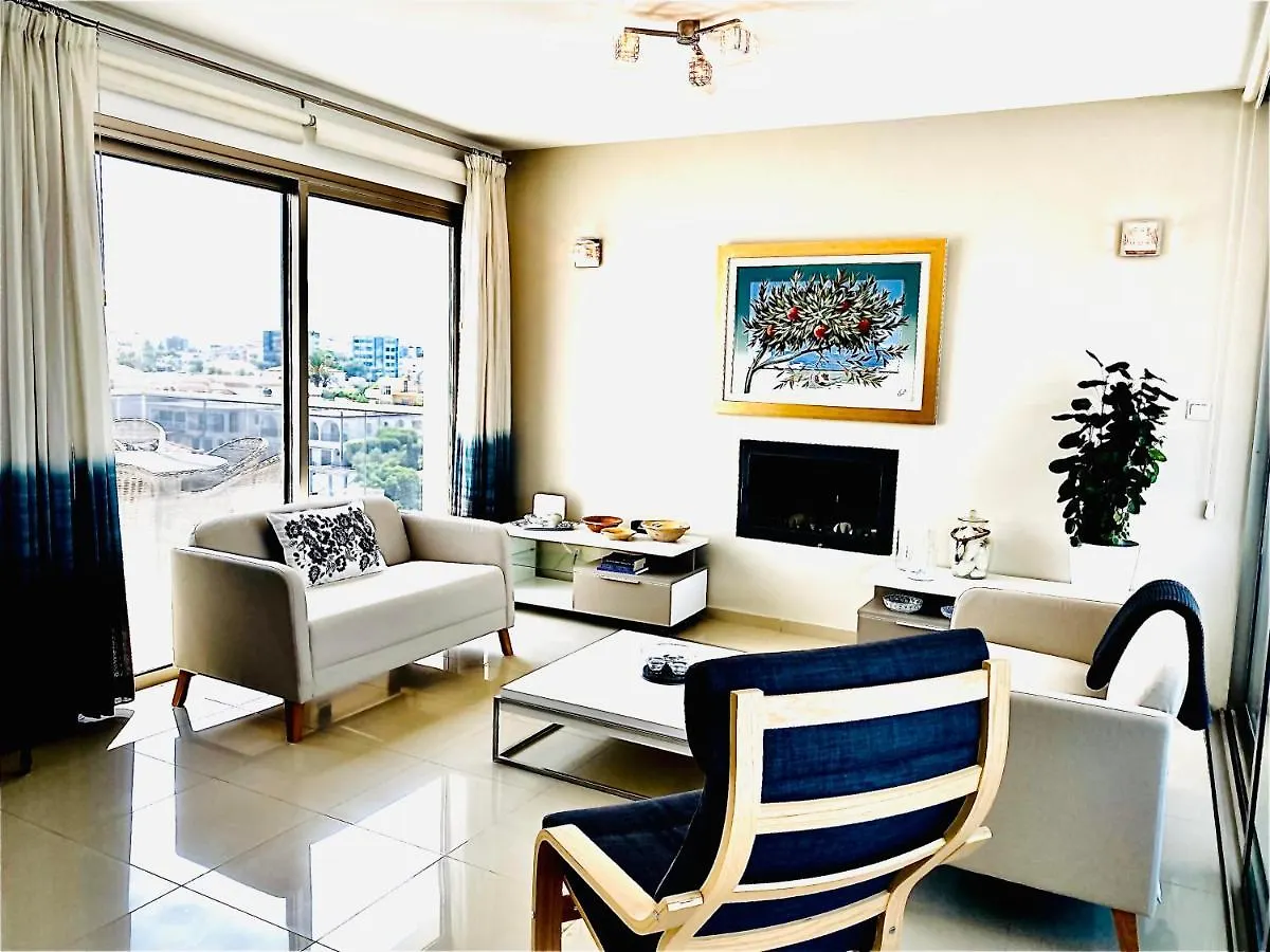 Apartment Ferienwohnung The Penthouse 401 Larnaka